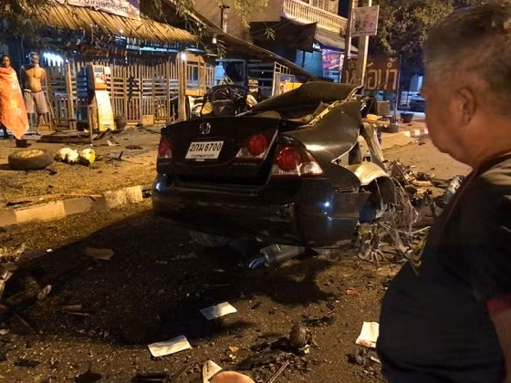 Chiếc xe trở thành đống sắt vụn sau vụ va chạm. Nguồn: Tdaily.