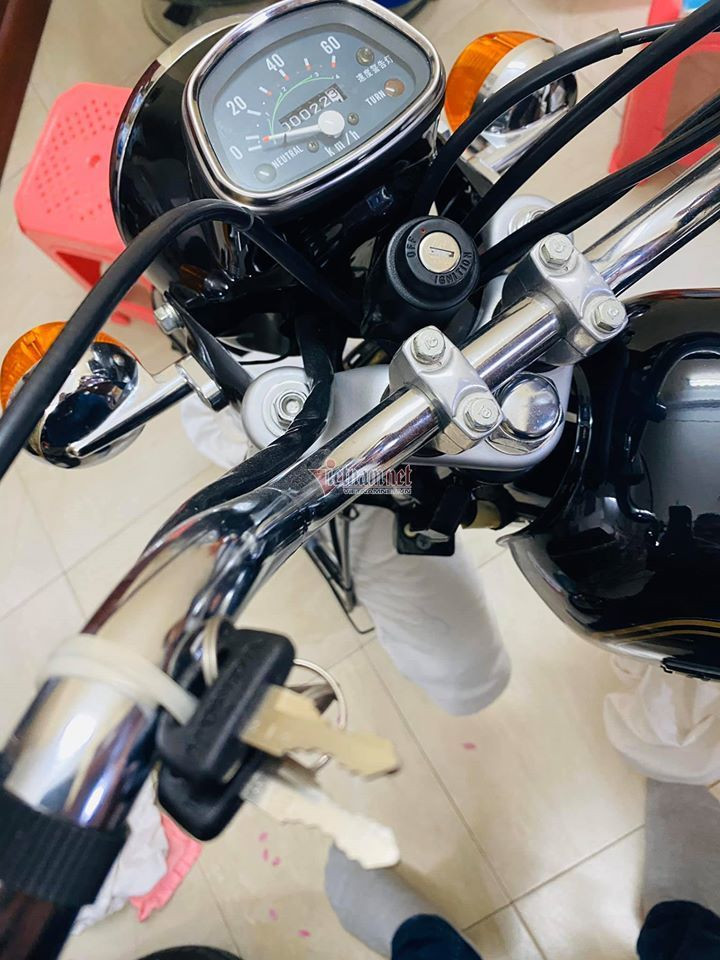 Tất cả các chi tiết từ những con ốc trên xe đều zin 100%. Tất cả các chi tiết từ những con ốc trên xe đều zin 100%.