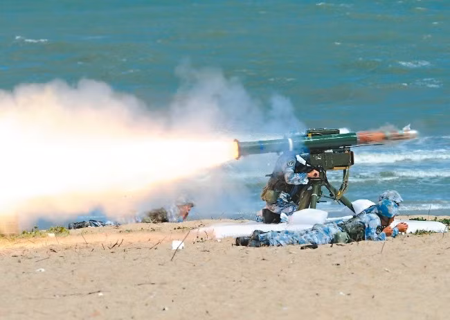 Diễn tập phòng thủ đảo