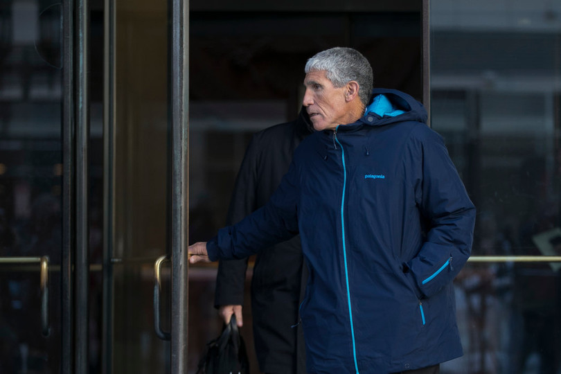 William Singer sẽ đối mặt với mức án 65 năm tù và mức phạt 1 triệu USD về những tội đã phạm phải William Singer sẽ đối mặt với mức án 65 năm tù và mức phạt 1 triệu USD về những tội đã phạm phải