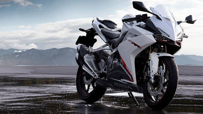 Xe được thiết kế dựa trên mẫu xe CBR250RR