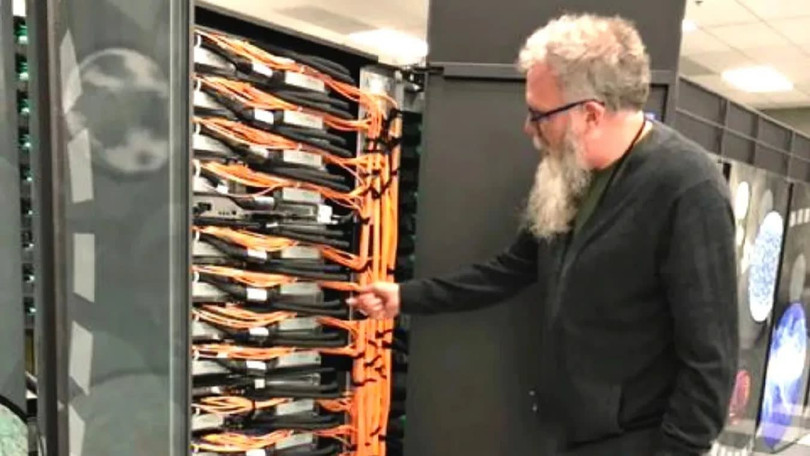 Michael Papka, một nhà khoa học cao cấp tại Phòng thí nghiệm quốc gia Argonne. Ảnh: Nikkei Asian Review