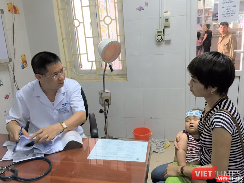 Người bệnh được lấy ý kiến phản hồi về thái độ phục vụ của các nhân viên y tế Người bệnh được lấy ý kiến phản hồi về thái độ phục vụ của các nhân viên y tế