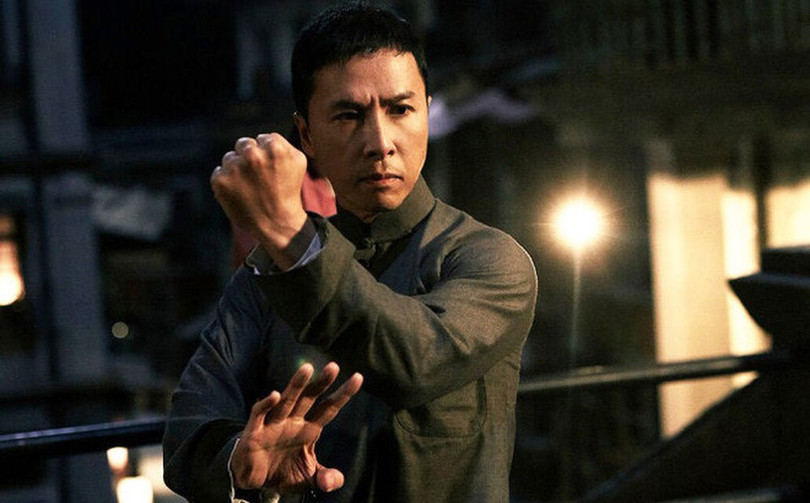 Nhân vật của Chân Tử Đan vừa là cấp trên, vừa là cố vấn, sư phụ thân cận của Hoa Mộc Lan