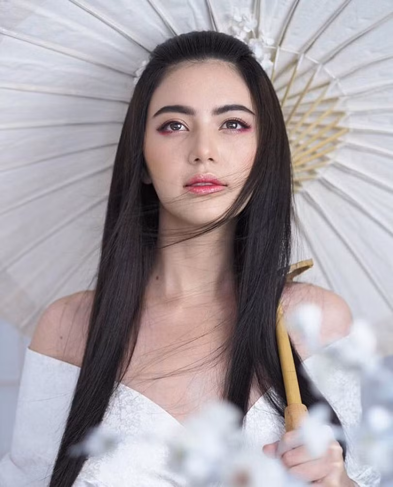 Mai Davika. Ảnh: Elle