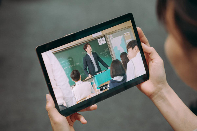 Muốn giải trí tốt hơn, làm việc hiệu quả hơn thì màn hình phải lớn hơn!