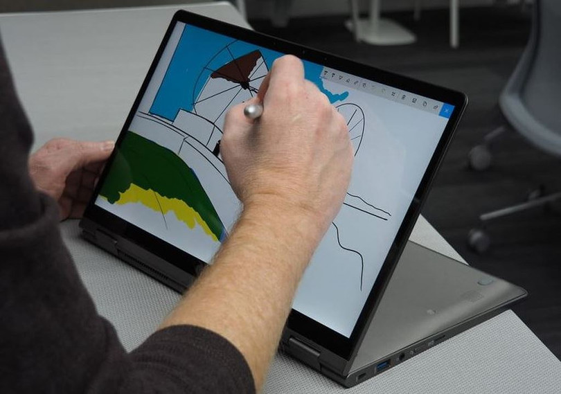 Các mẫu laptop 'biến hình' đáng để bạn sở hữu ảnh 4