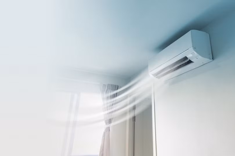 Các dòng máy lạnh đời mới ngày nay luôn ưu tiên sử dụng những dung môi làm lạnh thế hệ mới, an toàn và thân thiện với môi trường.