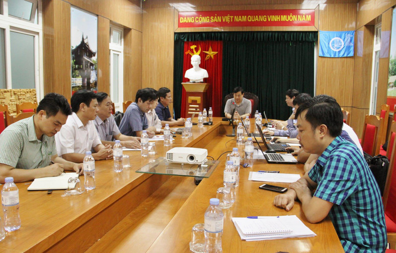 Ông Lương Ngọc Khuê làm việc với lãnh đạo Sở Y tế Nghệ An, BV Hữu nghị Đa khoa Nghệ An và Hội đồng chuyên môn của Sở Y tế 