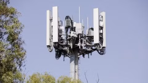 Một trạm BTS của Optus tại Úc.