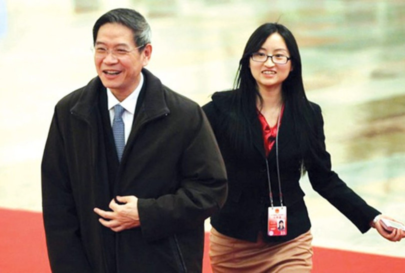 Lưu Thiết Nam và người tình thuở còn mặn nồng. Lưu Thiết Nam và người tình thuở còn mặn nồng.