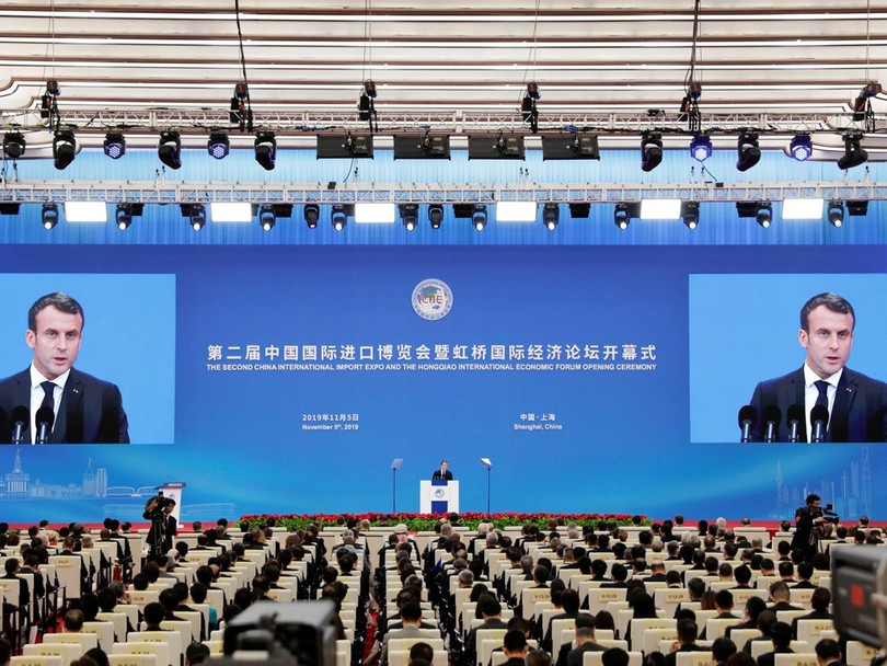 Ông Emmanuel Macron phát biểu tại Lễ khai mạc Hội chợ triển lãm nhập khẩu quốc tế Trung Quốc lần thứ Hai (Thượng Hải, 5/11/2019)