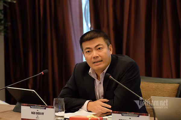 Ông Ngô Diên Hy, Giám đốc Công ty Công nghệ thông tin VNPT đề nghị thúc đẩy việc cung cấp dịch vụ chữ ký số cá nhân dùng một lần để đẩy nhanh chuyển đổi số. Ảnh: Trọng Đạt