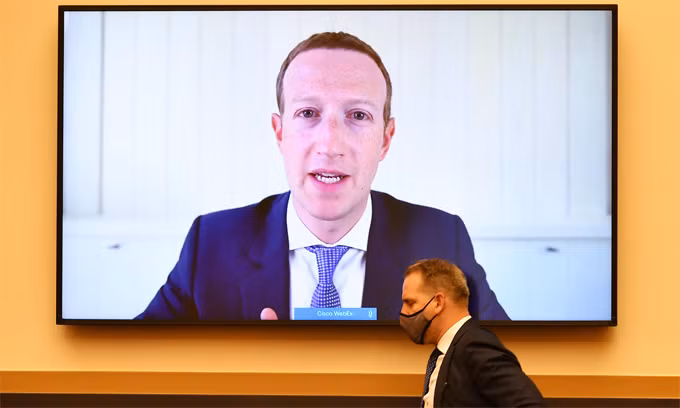 Zuckerberg điều trần trước Tiểu ban Tư pháp Hạ viện cuối tháng 6. Ảnh: Reuters.