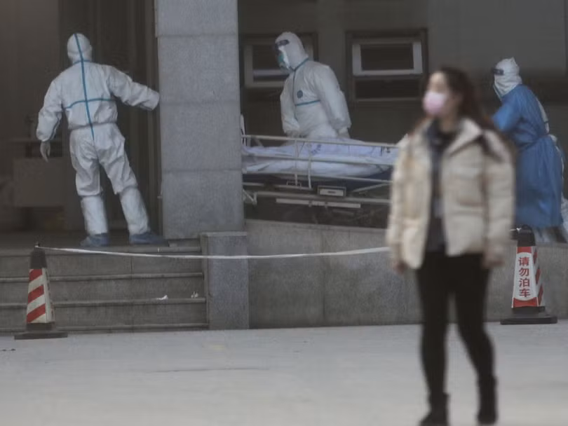 Thành phố Vũ Hán và tỉnh Hồ Bắc vẫn là "tâm bão của dịch bệnh" (Ảnh: Reuters).