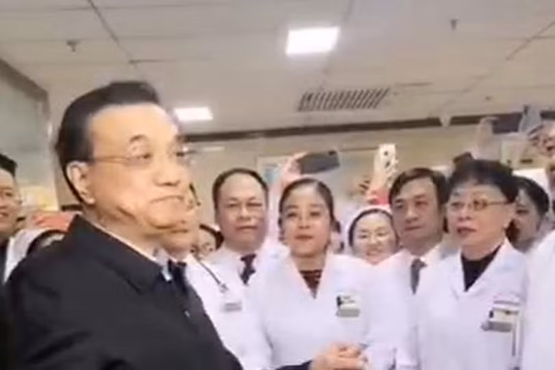 Thủ tướng Lý Khắc Cường thăm, kiểm tra tình hình phòng chống dịch bệnh tại Tây Ninh, Thanh Hải (Ảnh: Đa Chiều). Thủ tướng Lý Khắc Cường thăm, kiểm tra tình hình phòng chống dịch bệnh tại Tây Ninh, Thanh Hải (Ảnh: Đa Chiều).