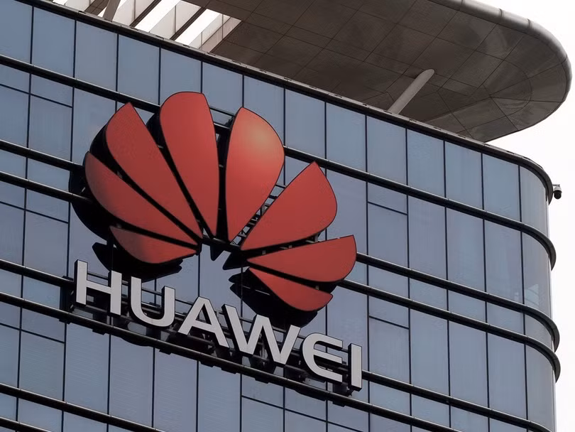 Ngoài máy bay không người lái, các sản phẩm công nghệ khác của Trung Quốc như điện thoại Huawei cũng khiến Mỹ lo ngại (Ảnh: VCG)
