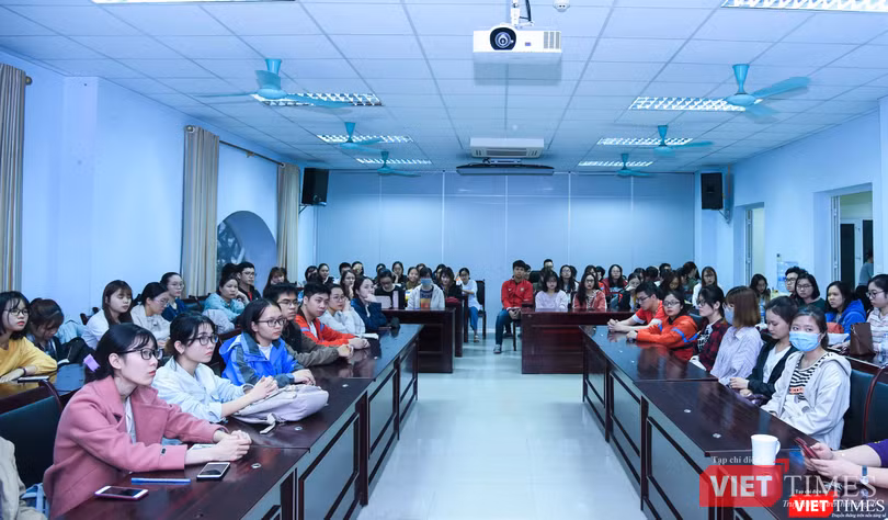 Các bác sĩ tương lai sẽ tham gia phòng, chống dịch COVID-19 cùng CDC Hà Nội Các bác sĩ tương lai sẽ tham gia phòng, chống dịch COVID-19 cùng CDC Hà Nội