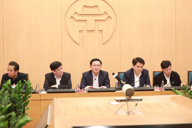 Hà Nội họp khẩn sau khi phát hiện ca nhiễm đầu tiên tối 6/3