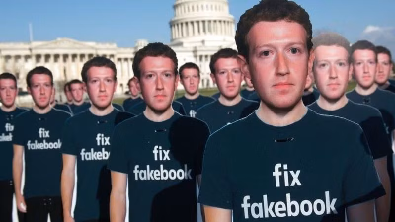 Chính phủ các nước đang “vật lộn” với việc quản lý mạng xã hội