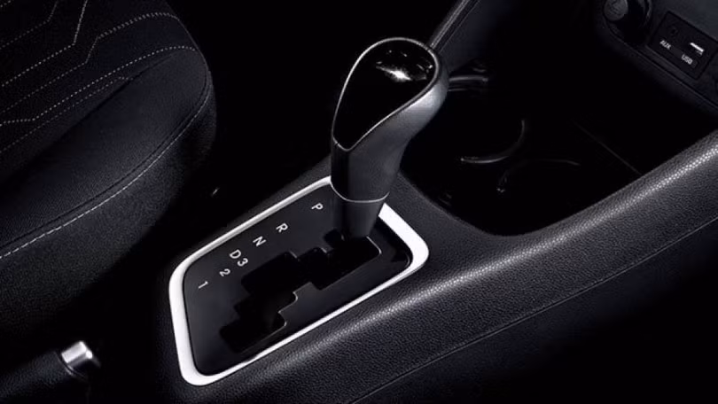 Nếu để ở vị trí N, xe không thể ngừng lại tức thời khi gặp tình huống nguy hiểm