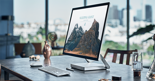 sáng tạo, công nghệ, vượt trội, Apple, Microsoft, tai nghe, thực tế ảo, Cortana lên iOS, Surface, VietTimes