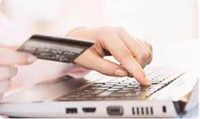 Chuyên gia, HSBC Việt Nam, cảnh báo, lừa đảo, người dùng, mua hàng trực tuyến, VietTimes