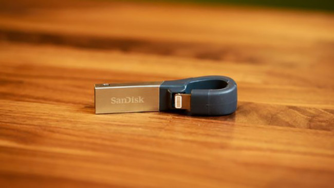 Những phụ kiện độc đáo cho người dùng iPhone ảnh 1