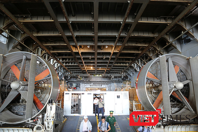 Đà Nẵng, chiến hạm, Hải quân, Nhật Bản, Mỹ, JSDS Shimokita, LST-4002, Tiên Sa, VietTimes