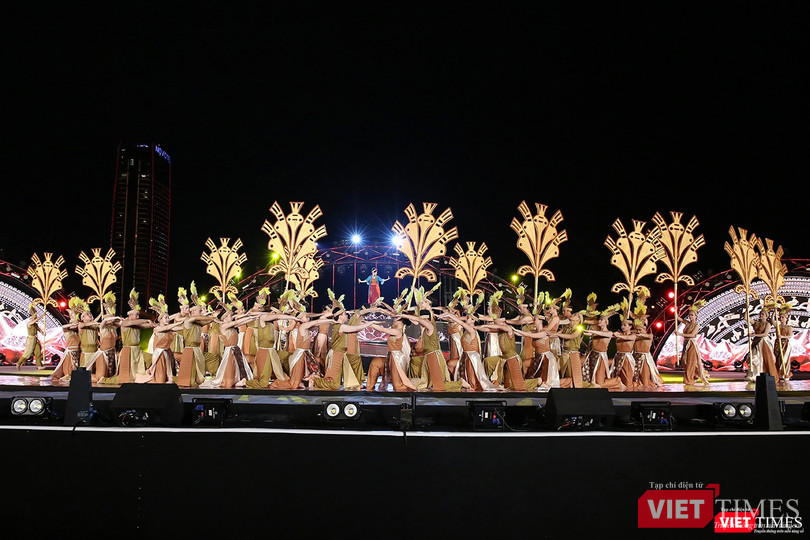 Khai hội pháo hoa Đà Nẵng: Mở lòng hòa cùng niềm vui chung cả nước ảnh 4