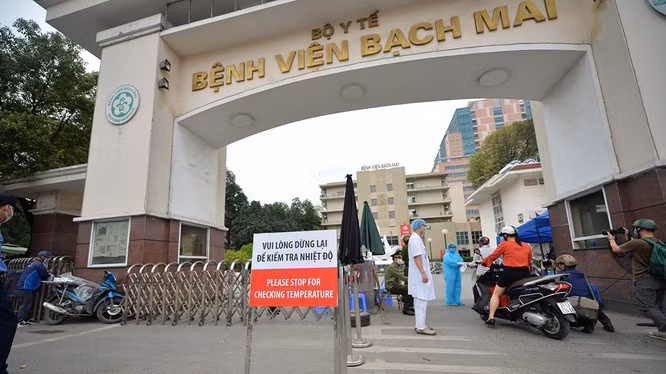 Bệnh viện Bạch Mai. Ảnh: Hoàng Anh