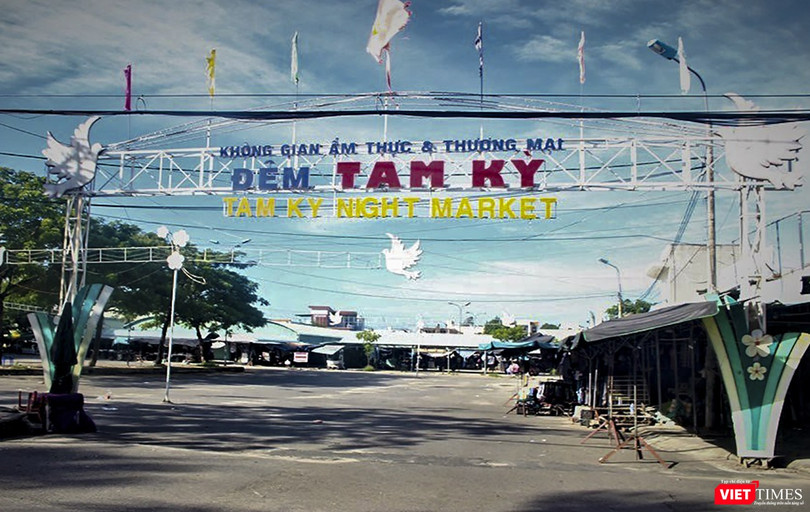 Khu vực chợ đêm Vườn Lài, TP Tam Kỳ, Quảng Nam