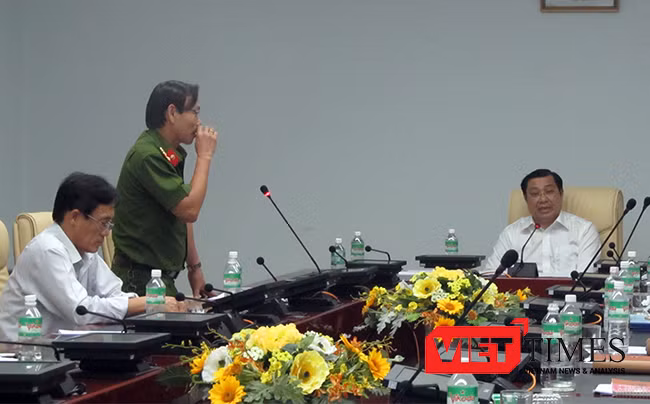 Đầ Nẵng, chất thải lạ, ô nhiễm, Chủ tịch Đà Nẵng, xủa lý, Khánh Sơn, VietTimes