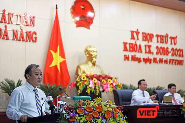ông Lê Quang Nam-Giám đốc Sở TNMT TP Đà Nẵng cho biết: “Tính đến thời điểm hiện tại, Sở TNMT chưa nhận được bất cứ hồ sơ liên quan nào đến việc xin cấp giấy chứng nhận quyền sử dụng đất, sở hữu nhà và trả tiền sử dụng đất đối với toàn bộ khu chung cư của Công ty Vicoland