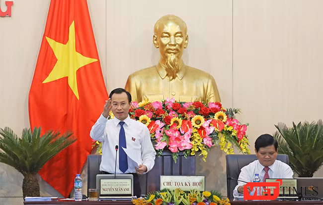 Ông Nguyễn Xuân Anh, Bí thư Thành ủy, Chủ tịch HĐND TP Đà Nẵng điều hành Kỳ họp HĐND TP Đà Nẵng lần thứ 4 vừa diễn ra từ ngày 5/7-7/7