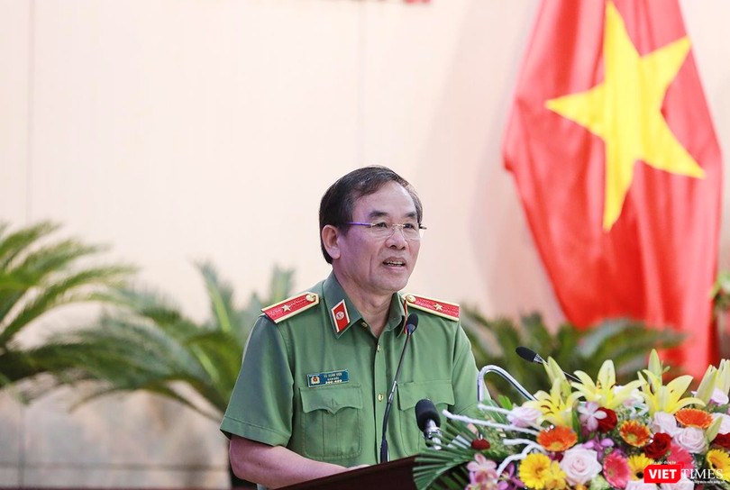 Thiếu tướng Vũ Xuân Viên-Giám đốc Công an TP Đà Nẵng trả lời chất vấn đại biểu HĐND tại phiên chất vấn diễn ra sáng 11/7