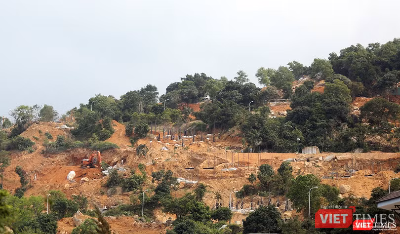 Hiện trường dự án Khu du lịch sinh thái biển Tiên Sa đang 