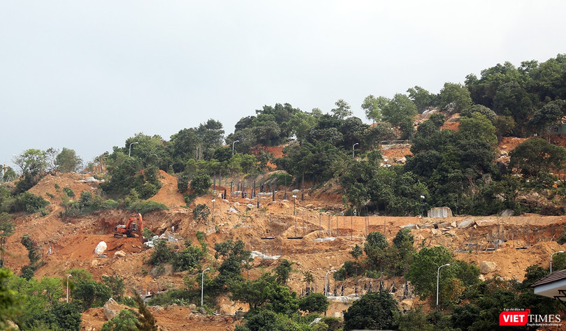 Một góc Dự án Khu Du lịch sinh thái biển Tiên Sa (Thọ Quang, Sơn Trà, Đà Nẵng) trong giai đoạn xây dựng gây hại đến hệ sinh thái bán đảo Sơn Trà.
