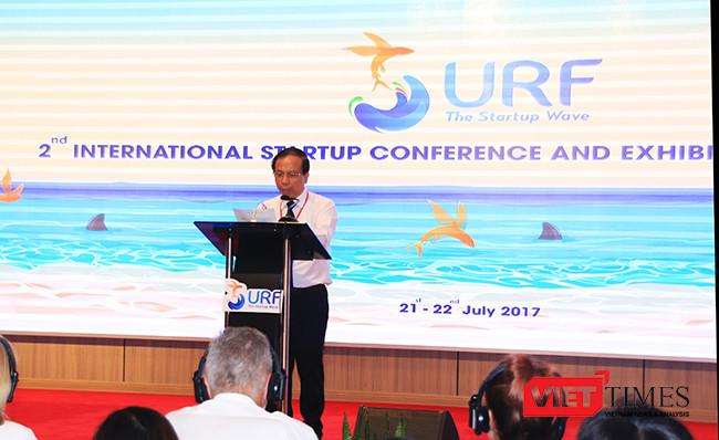 Ông Võ Duy Khương, Chủ tịch Hội đồng điều phối Mạng lưới khởi nghiệp Đà Nẵng, Chủ tịch Vườn ươm doanh nghiệp Đà Nẵng phát biểu khai mạc sự kiện