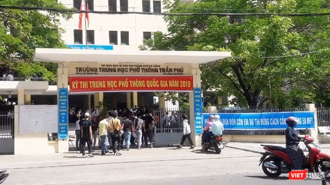 Thí sinh ở Đà Nẵng tham dự kỳ thi tốt nghiệp THPT