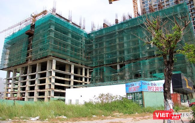 tình trạng xây dựng không phép hoặc không đúng theo giấy phép, cũng như việc xử lý đối với các công trình này trong thời gian qua cần được lập lại.