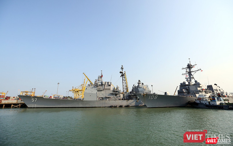 Ngắm “vệ sĩ” hộ tống siêu mẫu hạm USS Carl Vinson cập cảng Đà Nẵng ảnh 4