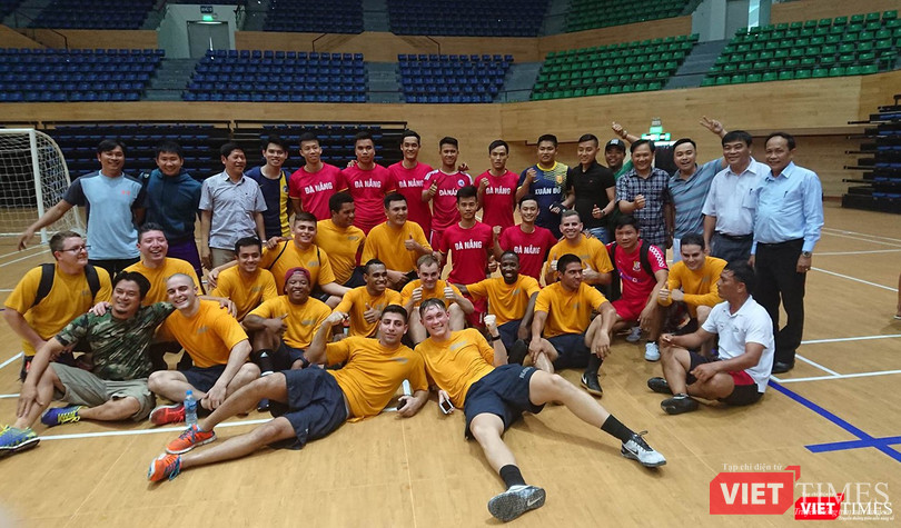 Toàn cảnh chuyến thăm lịch sử của đội tàu sân bay USS Carl Vinson ở Đà Nẵng ảnh 38