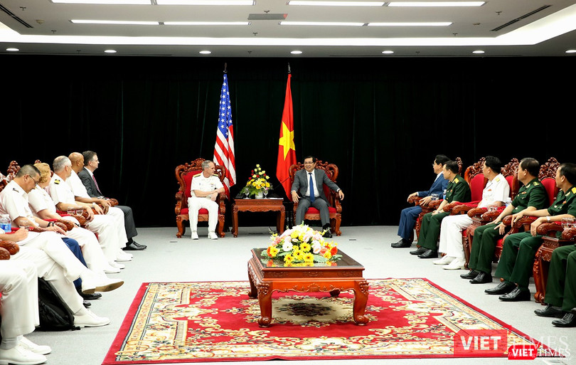 Chào xã giao Chủ tịch UBND TP Đà Nẵng