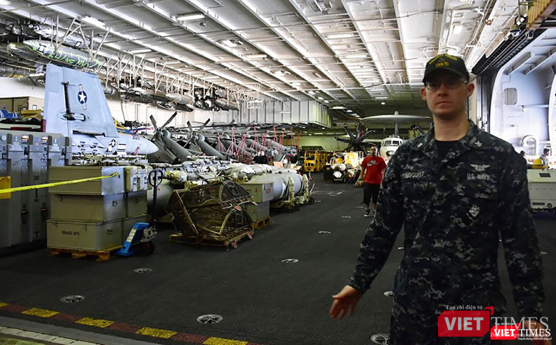 Toàn cảnh chuyến thăm lịch sử của đội tàu sân bay USS Carl Vinson ở Đà Nẵng ảnh 28