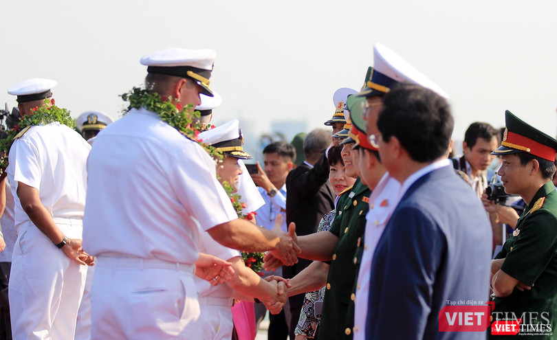 Chuyến thăm lịch sử