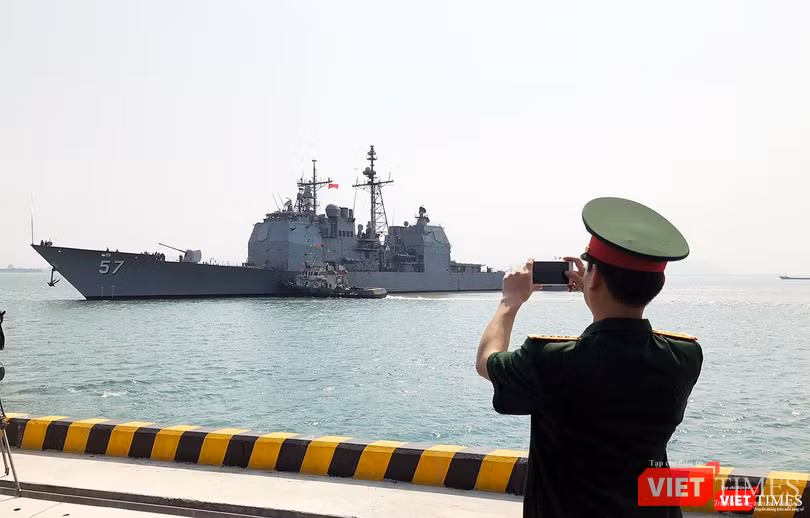 Toàn cảnh chuyến thăm lịch sử của đội tàu sân bay USS Carl Vinson ở Đà Nẵng ảnh 13