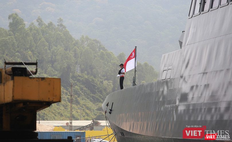 Tàu khu trục RSS INTREPID-Hải quân Singapore đã đến Đà Nẵng ảnh 10