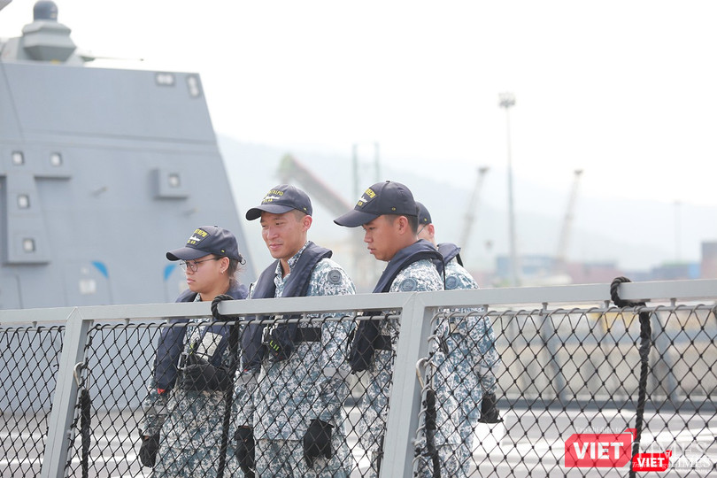 Tàu khu trục RSS INTREPID-Hải quân Singapore đã đến Đà Nẵng ảnh 15
