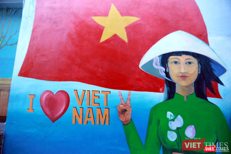 “Làng bích họa” gồm 15.000 bức vẽ, dài hơn 1km tại Đà Nẵng ảnh 15